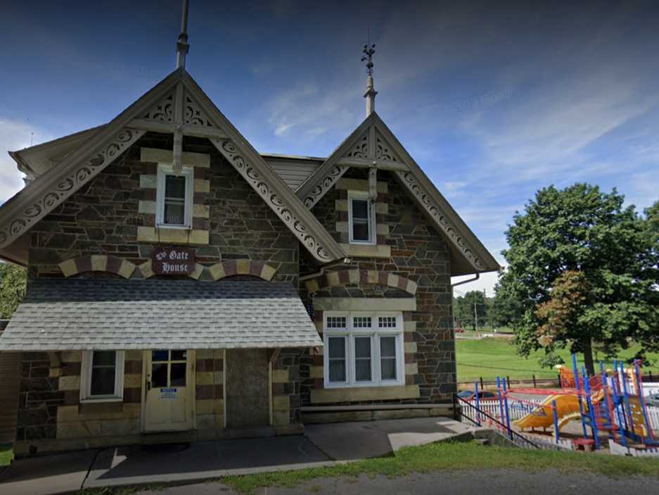 The Gate House - Homeless Shelter