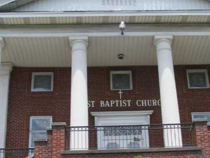 First Baptist Hope Center Food Pantry