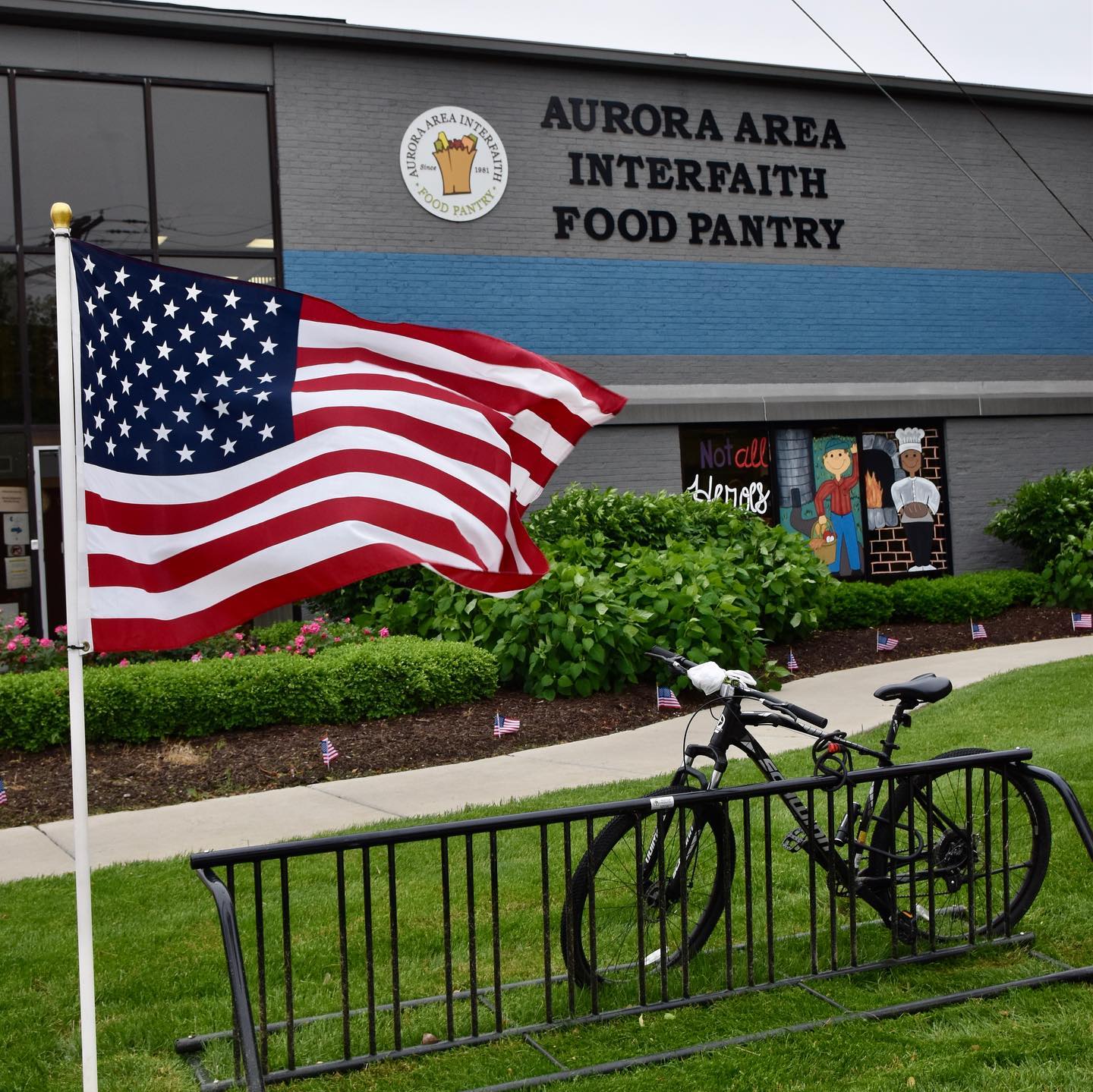 Aurora interfaith food pantry